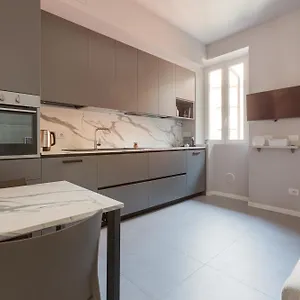https://gerusalemme-m5-subway-apt-x4.it-lombardy.com